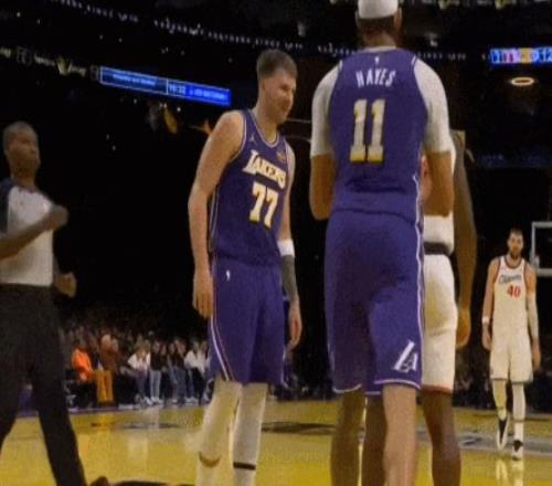 板逆风翻盘,广东,强力前锋逆,球探足球比分网,体育官网,平台入口,足球比分,即时比分,比分直播