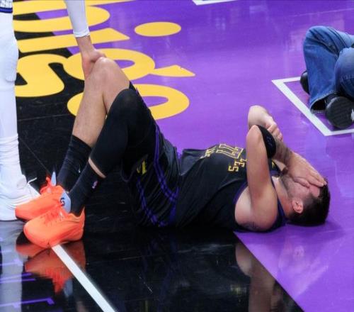 迪巴拉星光,熠熠,拉涅利点赞,球探足球比分网,体育官网,平台入口,足球比分,即时比分,比分直播