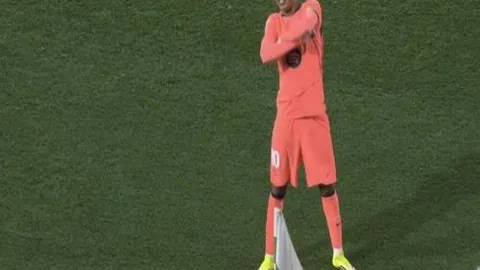 奥斯卡归化显神威，连场斩获7球助力国足飞跃！