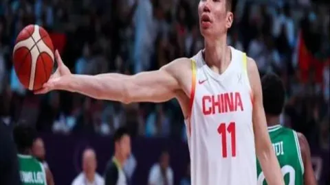 新疆巡讲活动正式启幕，奥运金牌得主亮相