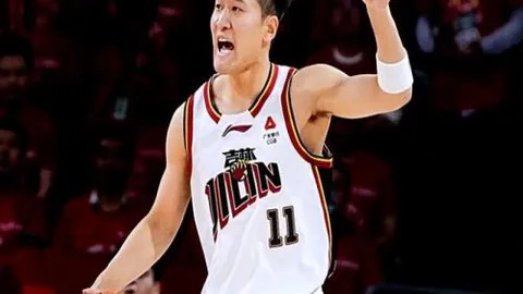 “内马尔重返桑托斯再创佳绩，领跑巴西现役射手榜”